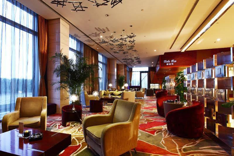 Howard Johnson Plaza Lingang Shanghai Nanhui Exterior photo